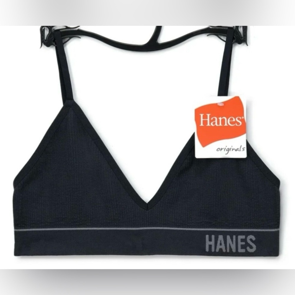 Hanes Black ribbed Triangle Bra with Adjustable Straps. New with tags. Size XL - Picture 7 of 9